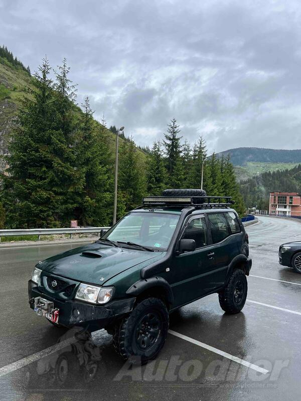 Nissan - Terrano II - 2.7