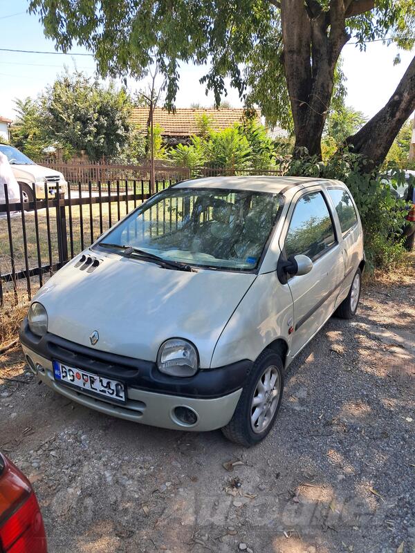 U djelovima Renault - Twingo 1.2