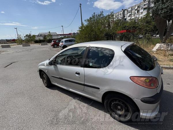 Peugeot - 206 - 1,4 HDI