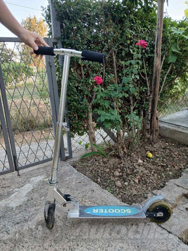 Ostalo - Scooter