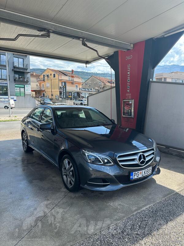 Mercedes Benz - E 220 - 2.2CDI