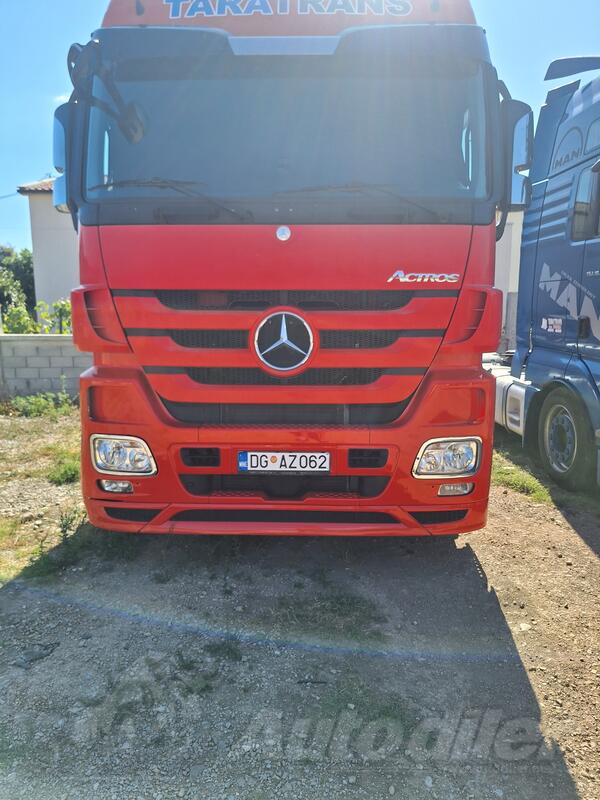 Mercedes Benz - AKTROS MP3 1841