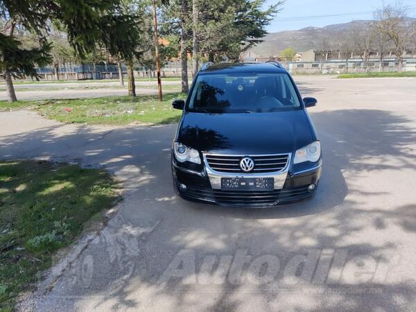 Volkswagen - Touran - touran 2,0 tdi