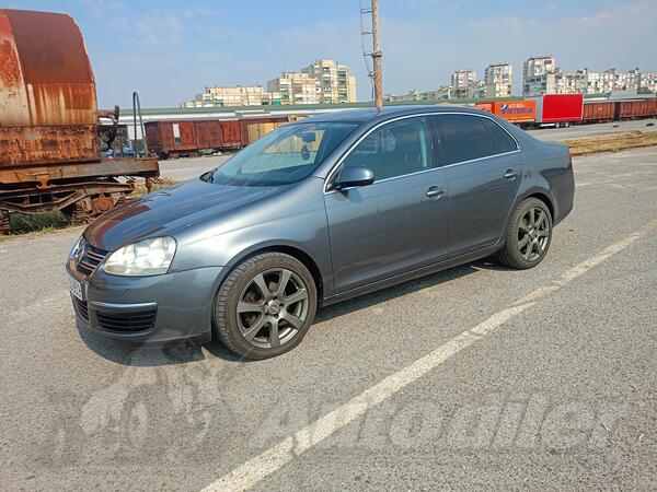 Volkswagen - Jetta - 1.9 tdi 77 kw