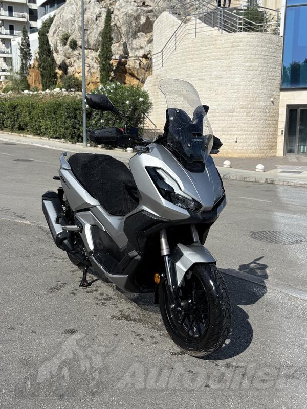 Honda - ADV 350