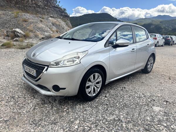 Peugeot - 208 - 1.4 hdi