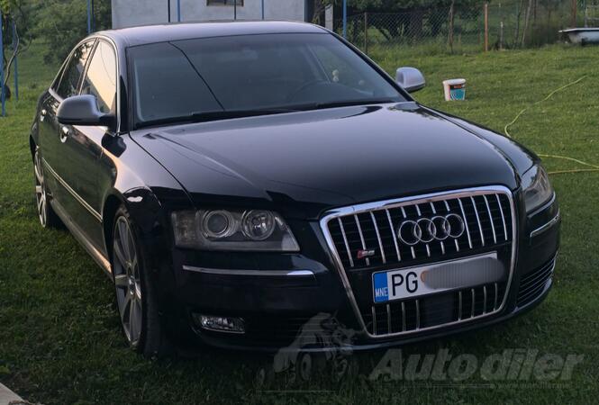 Oba fara za Audi - A8    - 2008