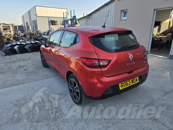 U djelovima Renault - Clio