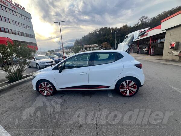 Renault - Clio - 1.5 dci