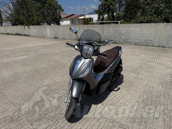 Piaggio - BEVERLY 300 ABS
