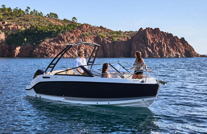 Quicksilver - Activ 675 Bowrider