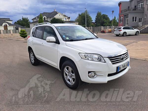 Toyota - RAV 4 - 2.2 D-4D