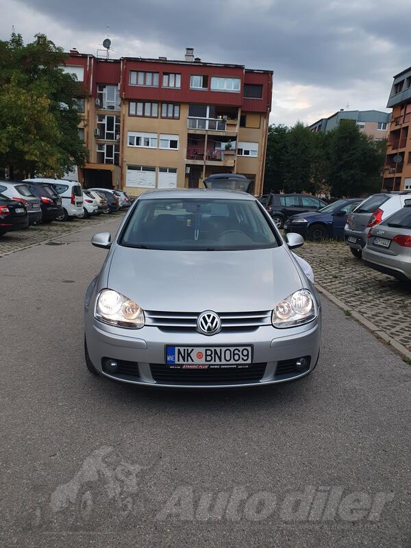 Volkswagen - Golf 5 - 1.9 77kw