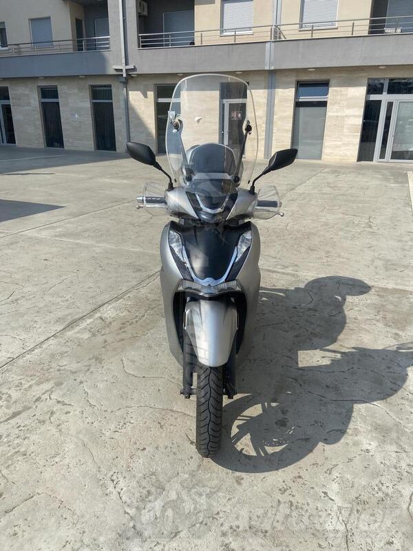 Honda - Honda SH350i