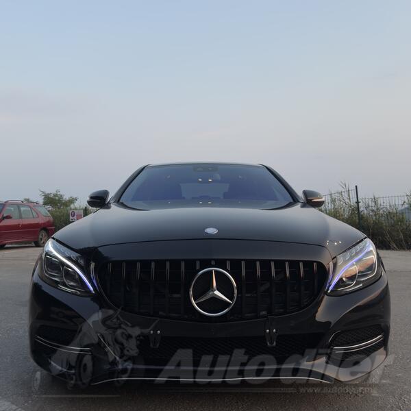 Mercedes Benz - C 220