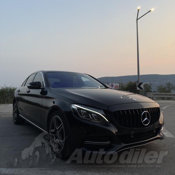 Mercedes Benz - C 220