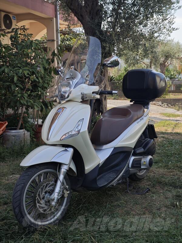 Piaggio - Beverly 300ie
