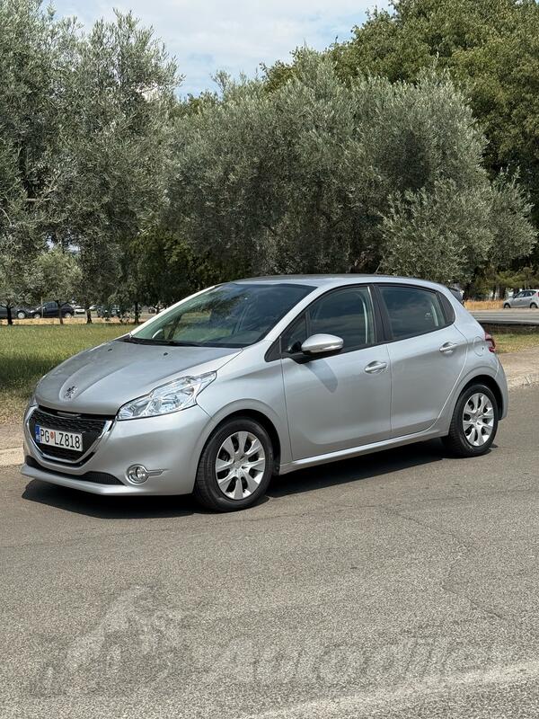 Peugeot - 208 - 1.4 hdi automatik