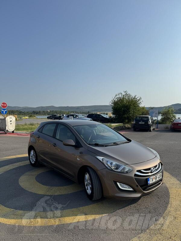 Hyundai - i30 - 1.4