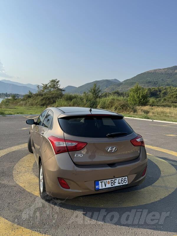 Hyundai - i30 - 1.4