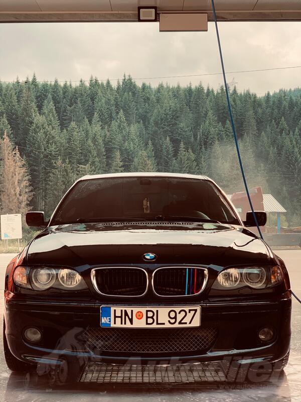BMW - 320