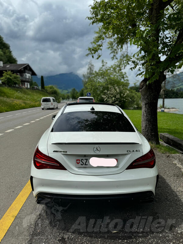 Mercedes Benz - CLA 45 AMG