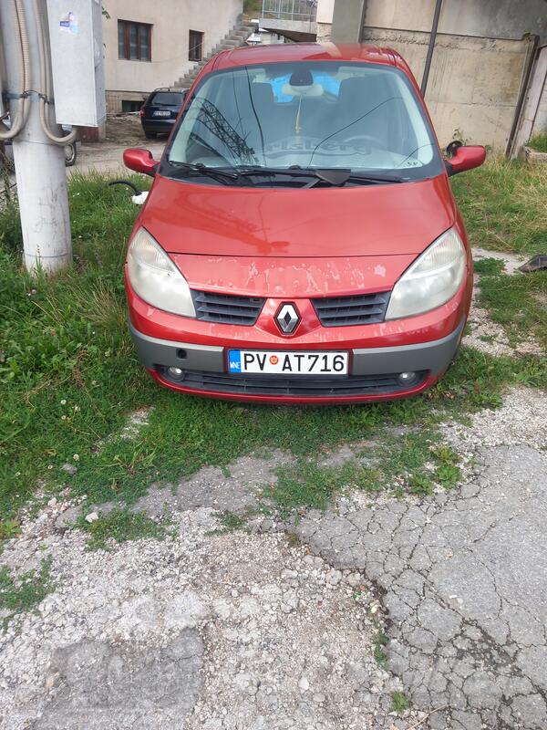Renault - Grand Scenic