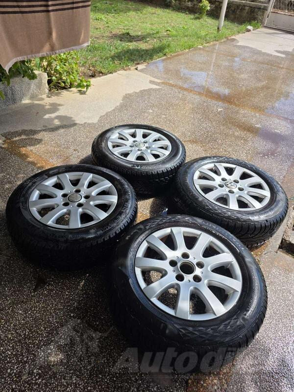 Fabričke felne i Uniroyal gume