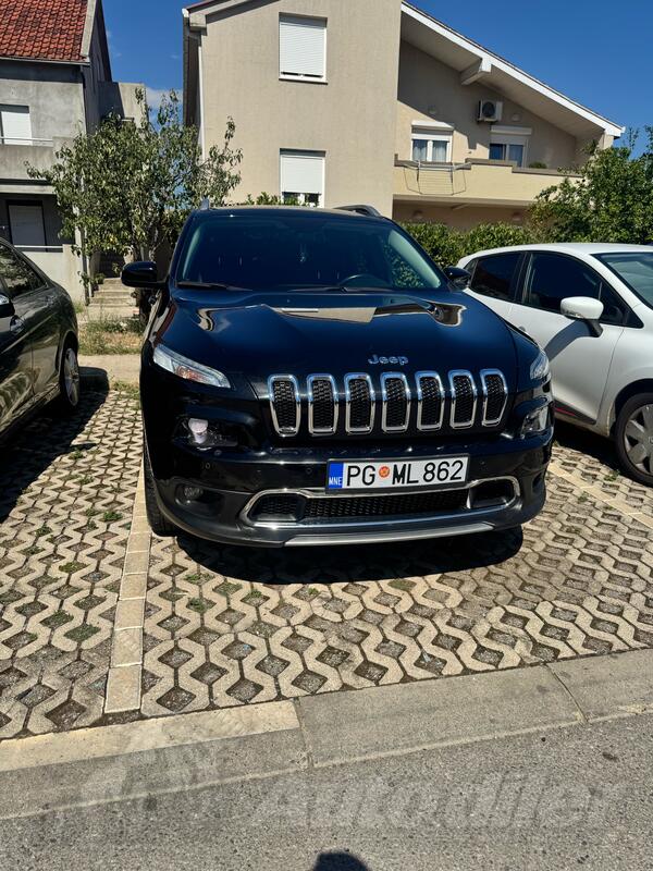 Jeep - Cherokee - 2.2