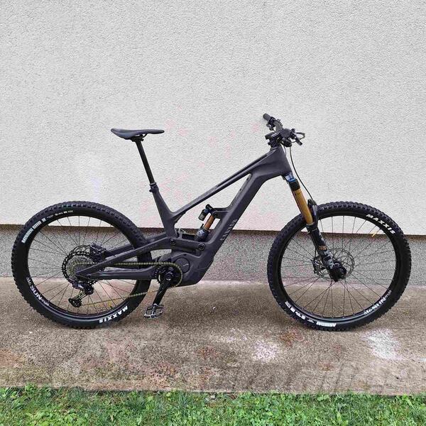 Canyon - TORQUE ON CF9