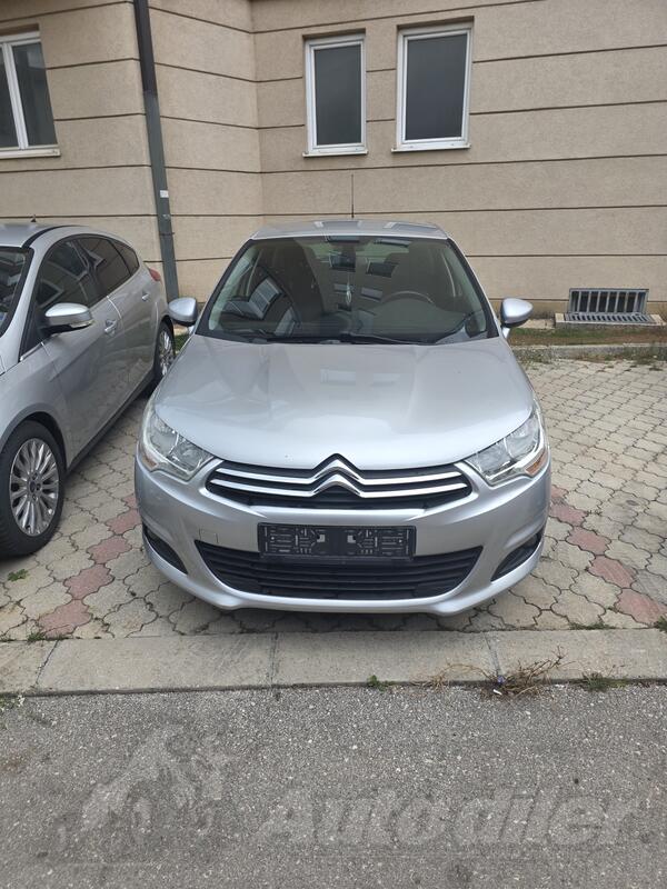 Citroen - C4 - 1,6i