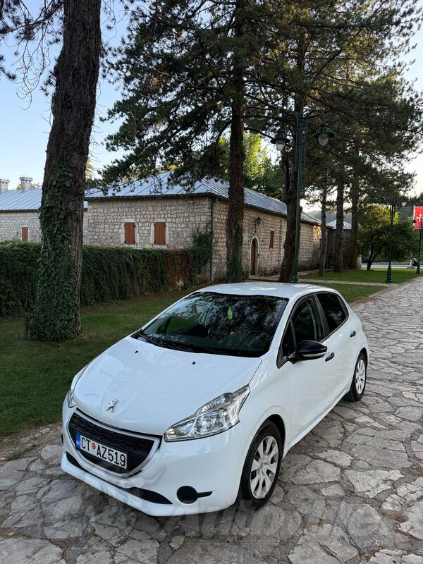 Peugeot - 208 - 1.4 hdi