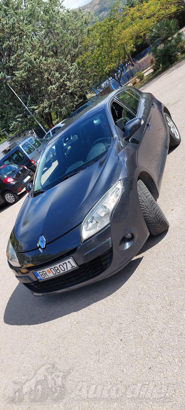 Renault - Megane - 1.9