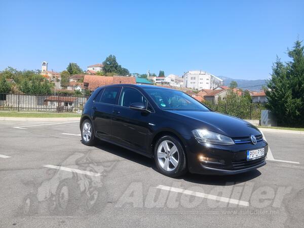 Volkswagen - Golf 7 - 1.6 tdi bluemotion