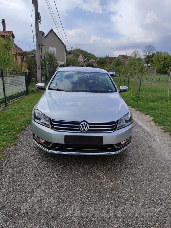 Volkswagen - Passat - 2.0 TDI
