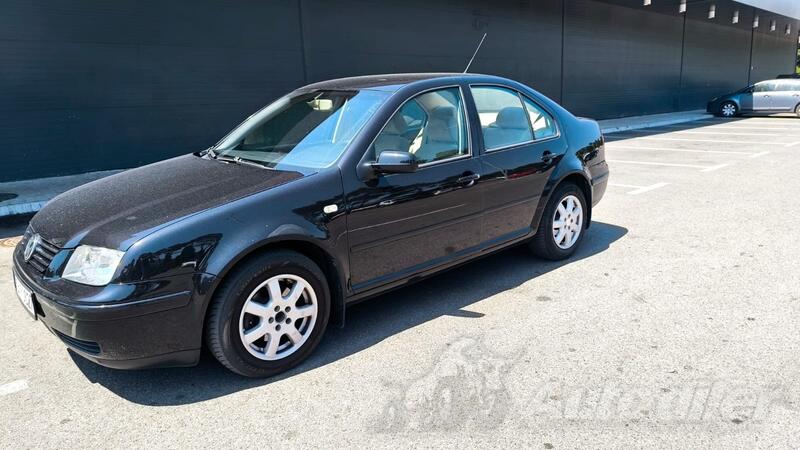 Volkswagen - Bora - 1.9 TDI