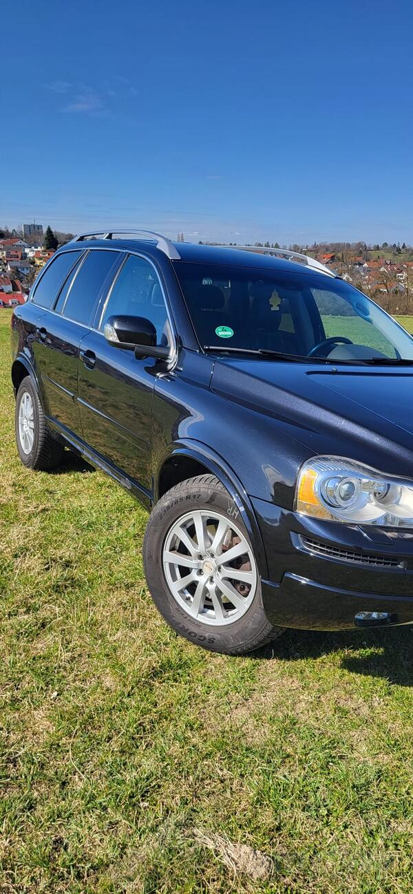 Volvo - XC 90 - 2.4
