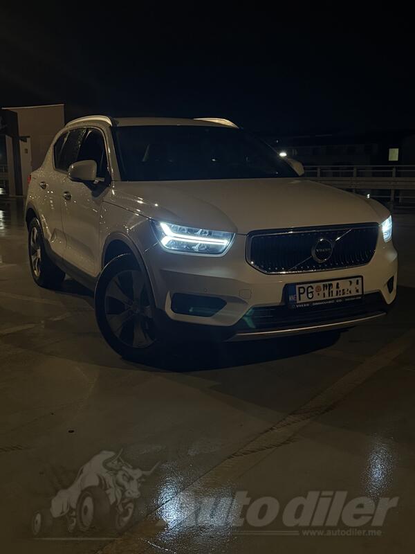 Volvo - XC 40 - 2.0