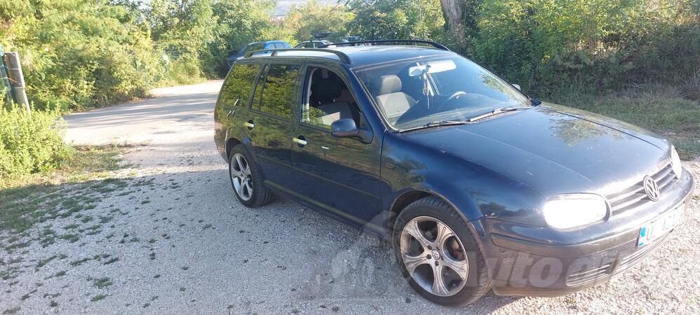 Volkswagen - Golf 4 - 1.9.   74kw  2001god