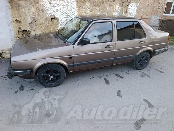 Volkswagen - Jetta - 1.6