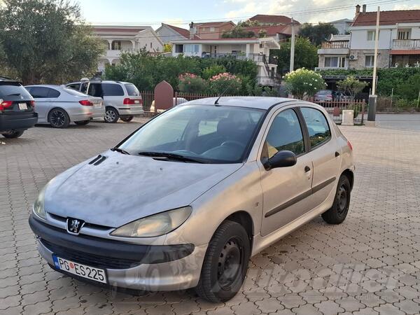 Peugeot - 206 - 1,1b