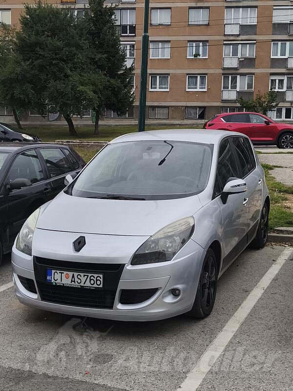 Renault - Scenic - 1.5 dci