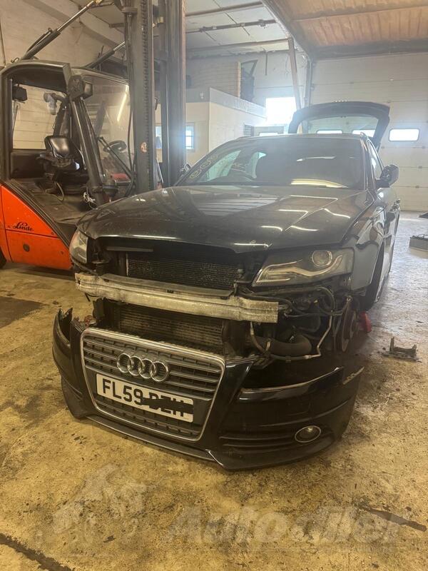 U djelovima Audi - A4 2.0 tdi