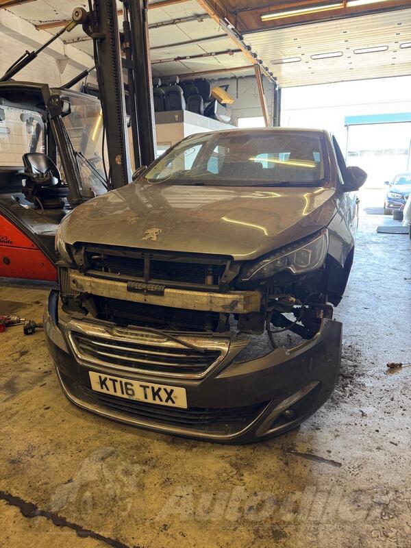 U djelovima Peugeot - 308