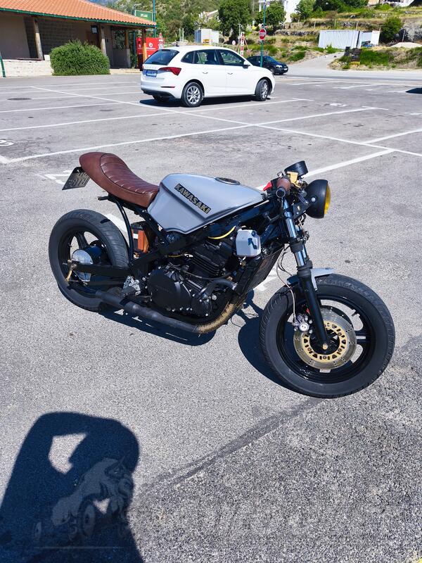 Kawasaki - Gpz 500 S