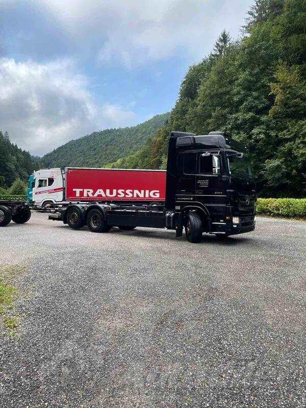 Mercedes Benz - actros