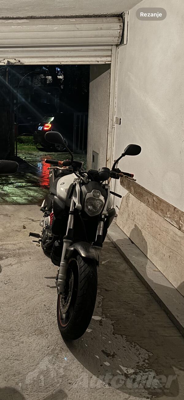 Yamaha - mt 03