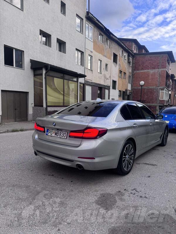 BMW - 520 - 520