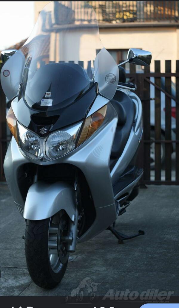 Suzuki - burgman 400