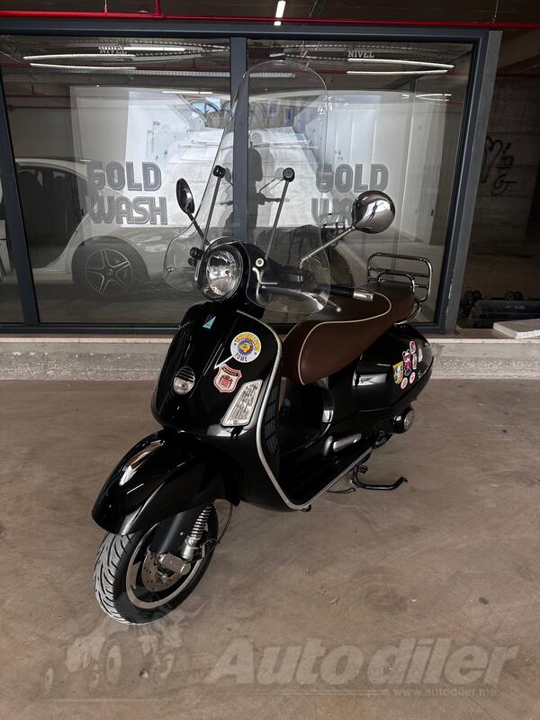 Piaggio - Vespa gts300